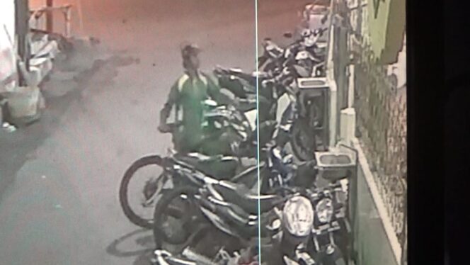 
Maling Sepeda Gunung Terekam CCTV