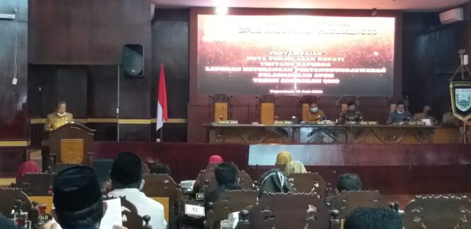 
Pemkab dan Legislatif di Kabupaten Probolinggo Mulai Bahas LPJ APBD 2019