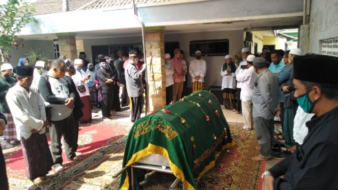 
Innalillahi, Dua Ulama NU Pasuruan Wafat
