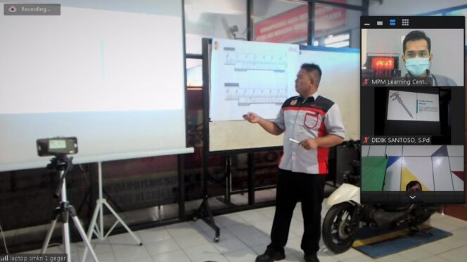 
MPM Honda Jatim Adakan Kontes Regional untuk Guru SMK TBSM Melalui Virtual