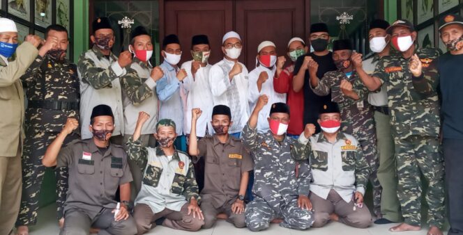 
Pilwali Pasuruan, Ansor dan Banser Kota Pasuruan Siap Satu Komando dengan Ulama NU
