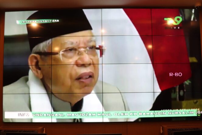 
Tangkal Covid-19, Wapres KH Ma’ruf Amin Ingatkan Masyarakat Agar Selalu Terapkan 3M