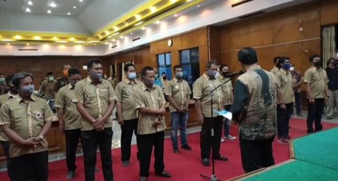 
Pandemi, Pelantikan Pengurus PWI Pasuruan 2020 – 2023 Dilakukan dengan Prokes Ketat