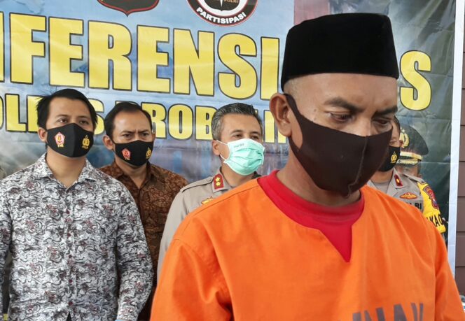 
Pria di Probolinggo Tewas Dibunuh Gara-gara Mencintai Istri Orang