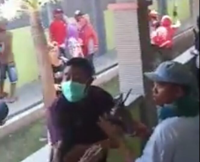 
Khawatir Terpapar Covid, Puluhan Warga Jemput Paksa Seorang Ibu yang Melahirkan di RSUD Tongas