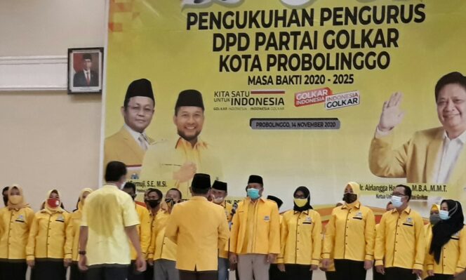 
Pengurus DPD Partai Golkar Kota Probolinggo yang Baru Didominasi Kaum Hawa
