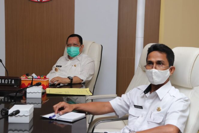 
Pjs Wali Kota Pasuruan Hadiri Rakornas Pengadaan Barang/Jasa Secara Virtual