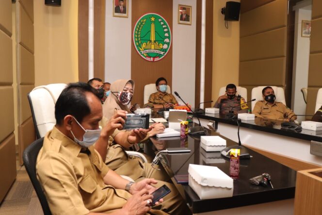 
Pemkot Pasuruan Hadiri Rakor Pelaksanaan Kampanye Pilkada Serentak Tahun 2020 bersama Menko Polhukam