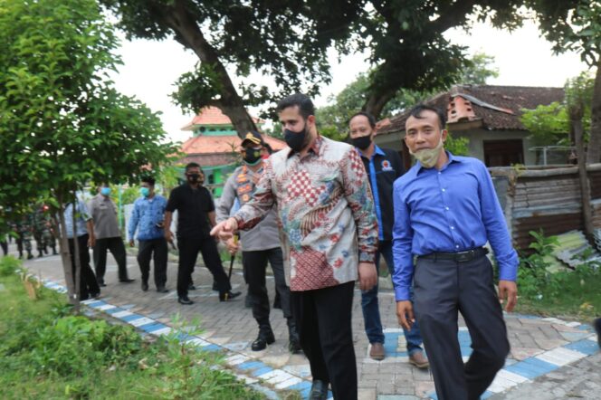 
Walikota Probolinggo Gelar Audiensi Terkait Progres Covid-19 di KTS