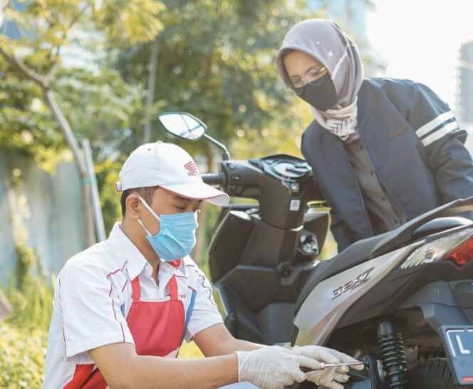 
Spesial Hari Ibu, AHASS MPM Motor Berikan Diskon Service Khusus Wanita