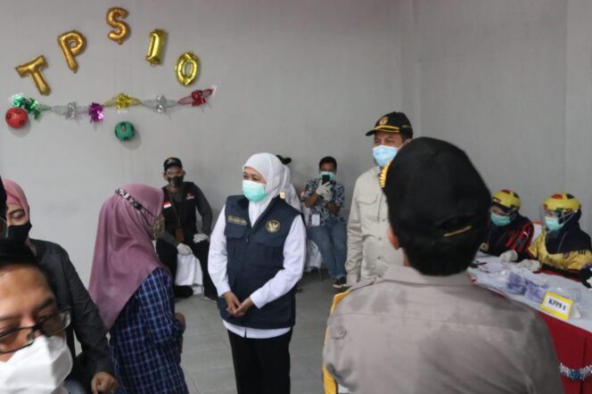 
Pilwali di Tengah Pandemi, Begini Pesan Khusus Gubernur Khofifah Saat Monitoring di Kota Pasuruan