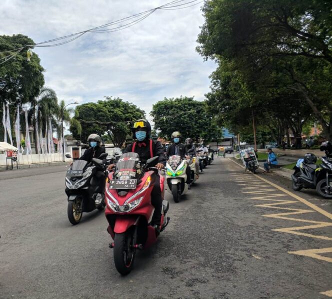 
Tampil Keren dan Ekslusive, Inilah Touring Ala Komunitas Honda PCX Banyuwangi