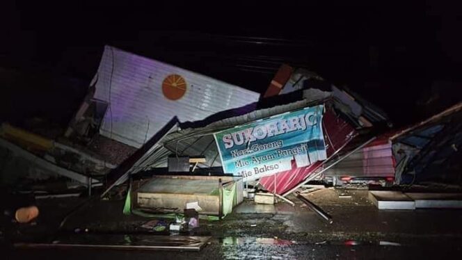 
Gempa Bumi Tektonik M 6,2 Guncang Majene