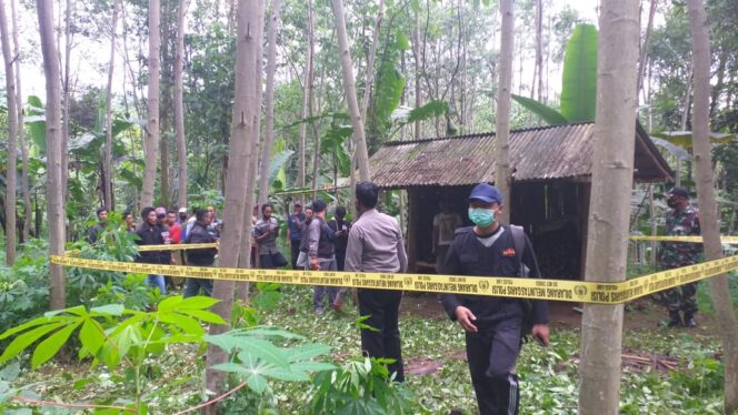 
Tak Pulang Semalam, Pria di Probolinggo Ditemukan Tewas Tergantung di Gubuk Lereng Bromo