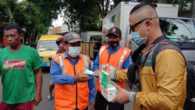 
HPN, Jurnalis Probolinggo Bagi Ribuan Masker Gratis