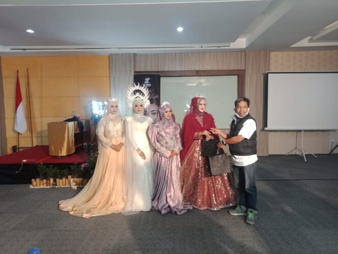 
Puluhan Peserta Antusias Ikuti Workshop Semi Private “Wedding Muslim” di Hotel Horison