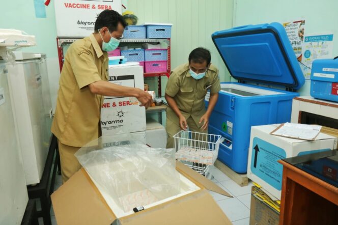 
Vaksin Tahap II di Kota Probolinggo Digelar Hari Ini, Ada 15 Ribu Orang yang Akan Divaksin