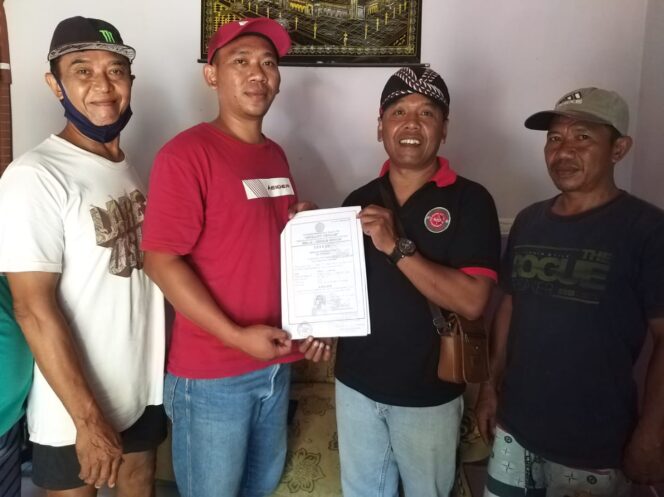 
Diduga Buat Ijazah Palsu, Kasun di Desa Rejoagung Bakal Dilaporkan Warga ke Polisi