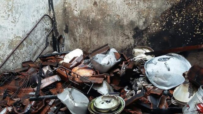 
Ditinggal ke Pasar, Rumah Ludes Terbakar