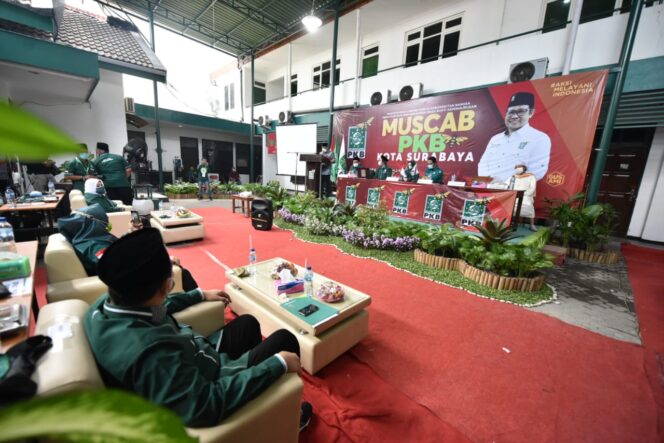 
Wali Kota Eri Cahyadi Ajak PKB Bersinergi Bangun Surabaya