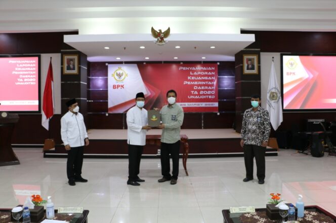 
Pemkot Pasuruan Serahkan Laporan Keuangan Pemerintah Daerah Tahun Anggaran 2020