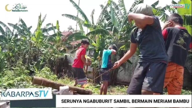 
Serunya Ngabuburit Sambil Bermain Meriam Bambu