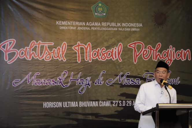 
Libatkan Ahli Fikih, Kemenag Gelar Bahtsul Masail Bahas Haji di Masa Pendemi
