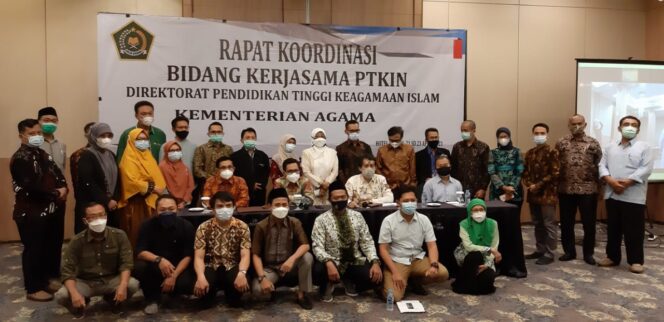 
Kemenag Siapkan Pedoman Pengelolaan Beasiswa Bagi Mahasiswa Asing dan Program BIPA Pada PTKIN