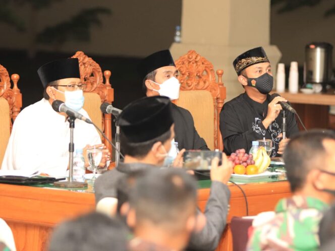 
Gus Ipul Terus Ingatkan Masyarakat untuk Tidak Mudik