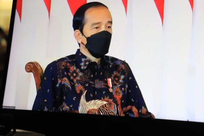 
Presiden Jokowi Dorong Kepala Daerah di Indonesia Memiliki Inovasi dan Skala Prioritas dalam Membuat Kebijakan