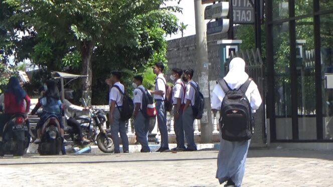 
Diduga Ada Pungutan, SMKN 3 Kota Probolinggo Disoal Wali Murid