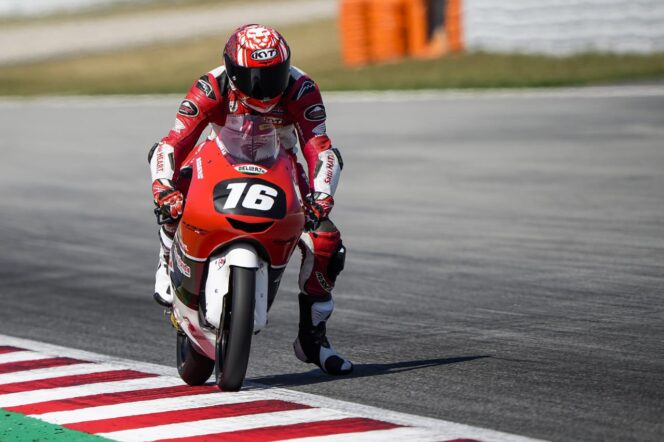 
Pertama Kali dalam Sejarah, Pebalap Muda Asal Magetan Jawa Timur Pole Position di CEV