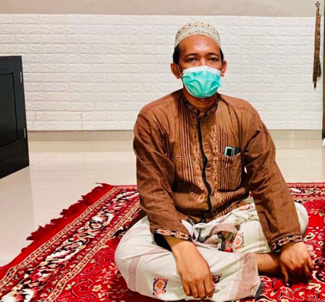 
Wakil Ketua PCNU Bangkalan KH. Dimyati Muhammad Ajak Ihtiar Bersama Hentikan Pandemi Covid-19