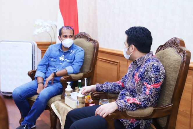 
Bertemu Wamenkumham RI, Wagub Emil Bahas Lapas Porong, HAKI hingga Nostalgia Siswa Teladan