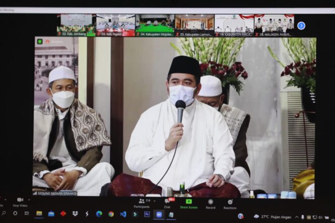 
Wali Kota dan Wawali Pasuruan Hadiri Peringatan 1 Baru Islam bersama Gubernur Jatim via Virtual