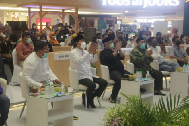 
Hadiri Festival Ekonomi Syariah, Gus Ipul: Jatim Salah Satu Basis Kopi Indonesia
