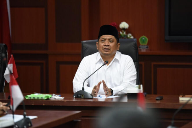 
Wamenag: Ekosistem Digital, UMKM, dan Halal Momentum Kemandirian Pesantren