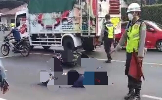 
Tabrak Dump Truk , Ponakan dan Paman  Tewas di Jalan Raya Rejoso