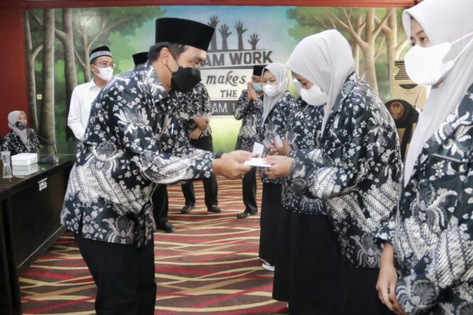 
Wawali Mas Adi Minta Kafilah MTQ Kota Pasuruan Berikan Prestasi Terbaik