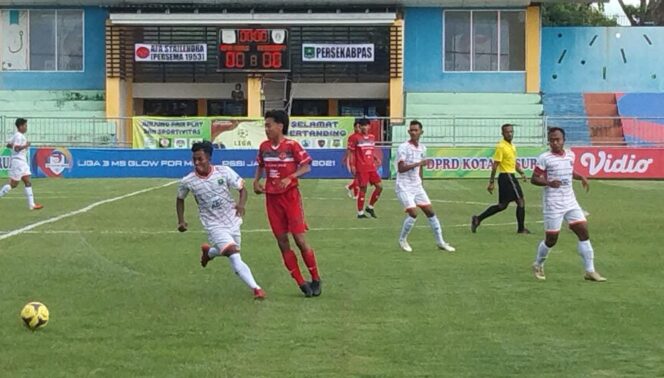 
Laga Pertandingan Pembuka, Persekabpas Tundukkan Lawan 2 : 0