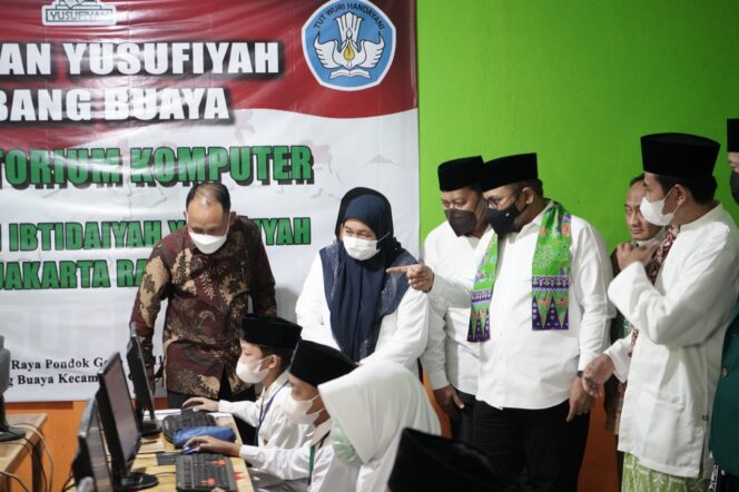 
Tingkatkan Kompetensi Siswa, Kemenag Gelar AKMI di 12.809 Madrasah Ibtidaiyah