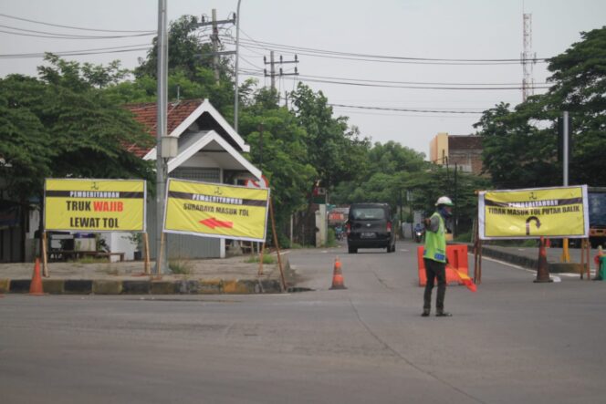 
Ada Proyek Gorong-gorong di Bukir, Arus Lalin Dialihkan
