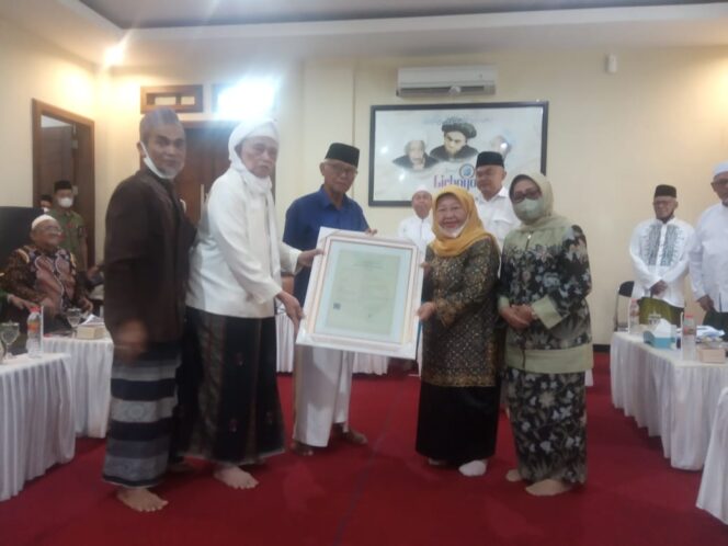 
Resmi Tercatat Kemenkum-HAM,  Shalawat Badar dan Syubbanul Wathon Diusulkan Jadi Lagu Wajib Nasional