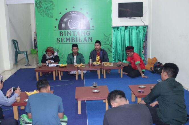 
LTNNU Pasuruan Peringati Haul Gus Dur ke-12 dengan Launching Buku Tentang Gus Dur