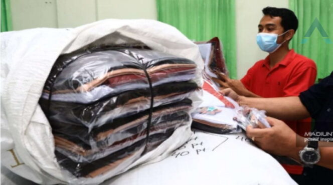 
Tahun Baru, Puluhan Ribu Siswa di Kota Pasuruan Akan Dapatkan Gratis Seragam Baru