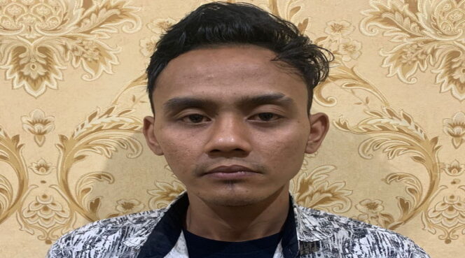 
Polisi Amankan Pengedar Pil Ekstasi di Area Masjid