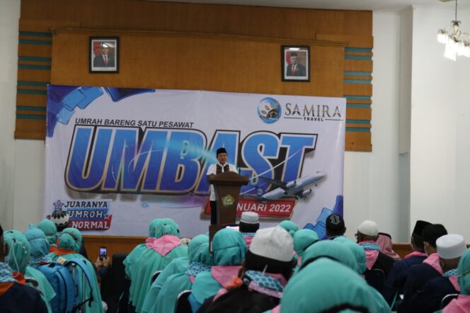 
Hari Ini Perdana 419 Jemaah Umrah Asal Indonesia Berangkat ke Tanah Suci