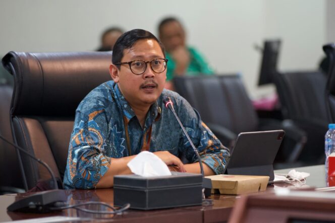 
Umrah Kembali Dibuka, KSP Minta Pelaksanaan Karantina Sesuai Protokol