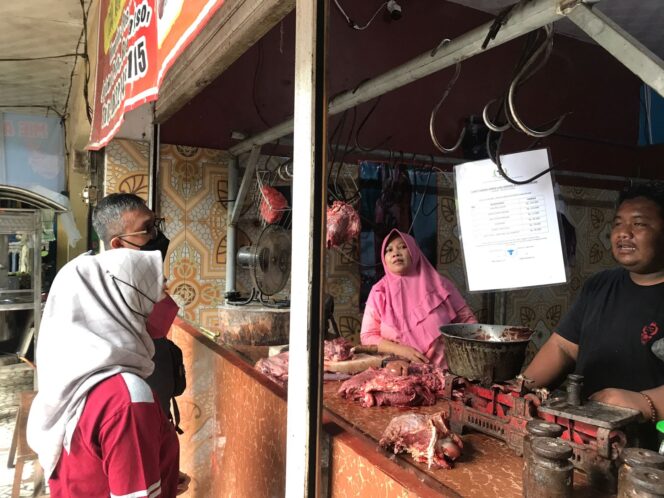 
Pemkot Pasuruan Pastikan Stok Daging Sapi Aman