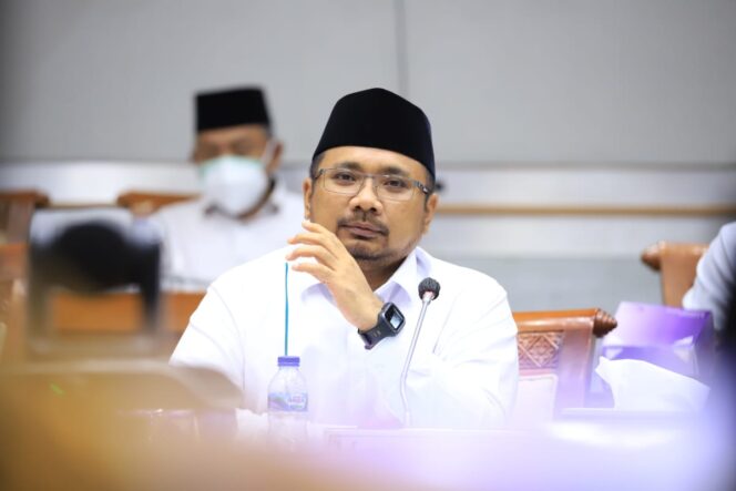 
Omicron Kian Tinggi, Gus Menag Minta Perayaan Imlek Tak Abai Prokes